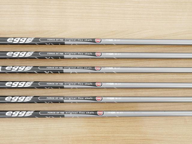 Iron set : PRGR : ชุดเหล็กกระเทย PRGR New Egg Iron (รุ่นปี 2017 ตีง่ายและไกลมาก) มีเหล็ก 6-Pw,Aw (6 ชิ้น) ก้านกราไฟต์ Flex R (M-37)