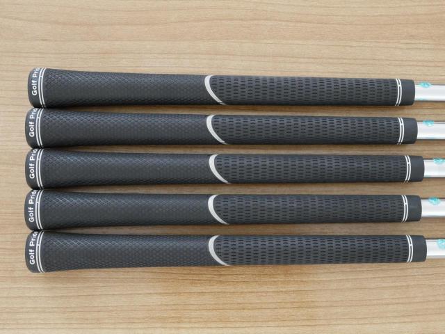 Iron set : Honma : ชุดเหล็ก Honma Tour World TR21X (ออกปี 2021 ตีง่าย ไกล) มีเหล็ก 6-10 (5 ชิ้น) ก้านเหล็ก NS Pro 950 NEO Flex S