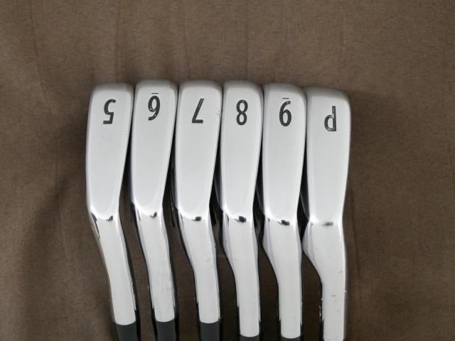 Iron set : Titleist : ชุดเหล็ก Titleist AP2 712 Forged มีเหล็ก 5-Pw (6 ชิ้น) ก้านเหล็ก Dynamic Gold S200