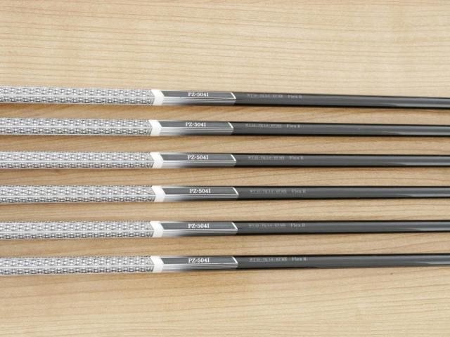Iron set : Tourstage : ชุดเหล็ก Tourstage PHYZ III (ปี 2017 ซีรี่ย์ท๊อป ใบใหญ่ ตีง่าย ไกล) มีเหล็ก 5-Pw (6 ชิ้น) ก้านกราไฟต์ Flex R