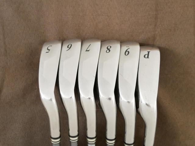 Iron set : XXIO : ชุดเหล็ก XXIO 7 (ตีง่ายมาก ไกล) มีเหล็ก 5-Pw (6 ชิ้น) ก้านกราไฟต์ MP-700 Flex R