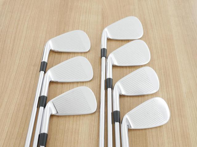 Iron set : Taylormade : **มีตำหนิ** ชุดเหล็ก Taylormade SLDR มีเหล็ก 5-Pw,Aw (7 ชิ้น) ก้านเหล็ก NS Pro 930 Flex S