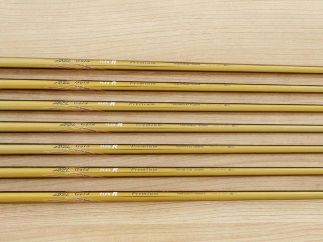 Iron set : Tsuruya : ชุดเหล็ก Tsuruya AXEL Gold Premium II (รุ่นปี 2017 ของใหม่ 6 หมื่นกว่าบาท หน้าเด้งสุดๆ ไกลสุดๆๆ) มีเหล็ก 7-Pw,Aw,As,Sw (7 ชิ้น ครบเซ็ต) ก้านกราไฟต์ Flex R