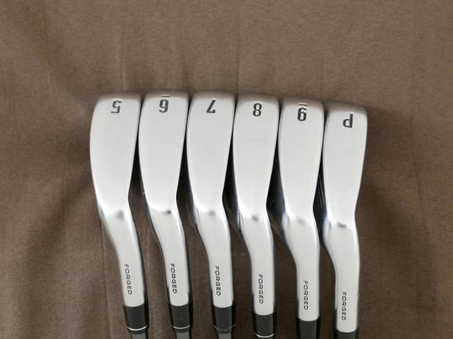 Iron set : Callaway : ชุดเหล็ก Callaway APEX DCB Forged (ปี 2022) มีเหล็ก 5-Pw (6 ชิ้น) ก้านกราไฟต์ Mitsubishi Diamana 55 Flex R