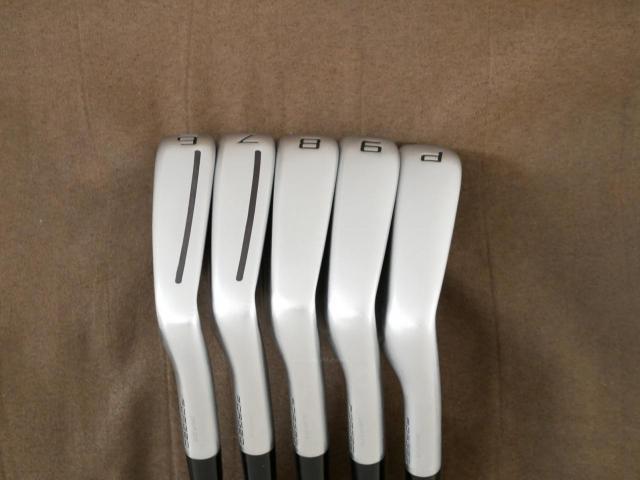 Iron set : Taylormade : ชุดเหล็ก Taylormade P770 Forged (รุ่นปี 2023 นุ่ม แน่น)  มีเหล็ก 6-Pw (5 ชิ้น) ก้านกราไฟต์ Mitsubishi Diamana Thump i95 Flex S