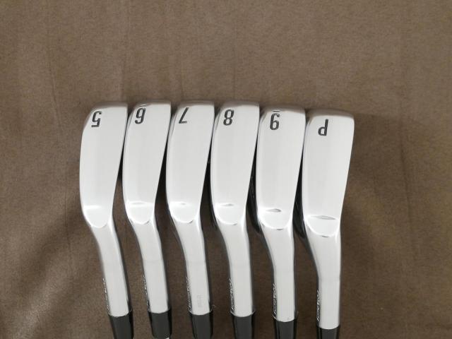 Iron set : Other Brand : ชุดเหล็ก Srixon ZXi5 i-Forged (รุ่นใหม่ล่าสุด ออกปี 2024) มีเหล็ก 5-Pw (6 ชิ้น) ก้านเหล็ก Dynamic Gold DST S200