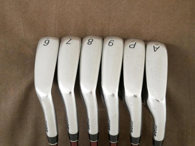 Iron set : PRGR : ชุดเหล็ก PRGR RS Red (รุ่นปี 2020 หน้าเด้ง ตีไกลมาก) มีเหล็ก 6-Pw,Aw (6 ชิ้น) ก้านกราไฟต์ Fujikura Speeder Evolution Flex R