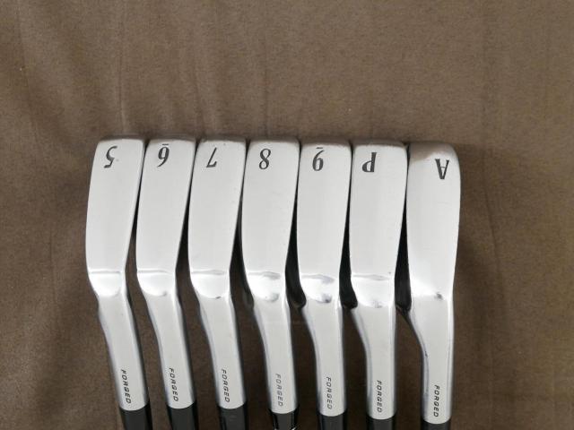 Iron set : Other Brand : ชุดเหล็ก Srixon Z745 Forged มีเหล็ก 5-Pw,Aw (7 ชิ้น) ก้านเหล็ก Dynamic Gold S200