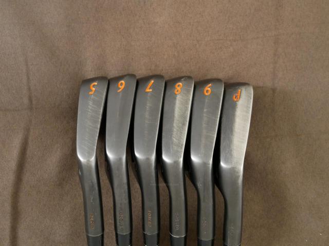 Iron set : Miura : ชุดเหล็ก Miura CB-302 Black Forged (ออกปี 2023 นุ่มมากๆๆ) มีเหล็ก 5-Pw (6 ชิ้น) ก้านกราไฟต์ Mitsubishi VANQUISH 5 Flex R