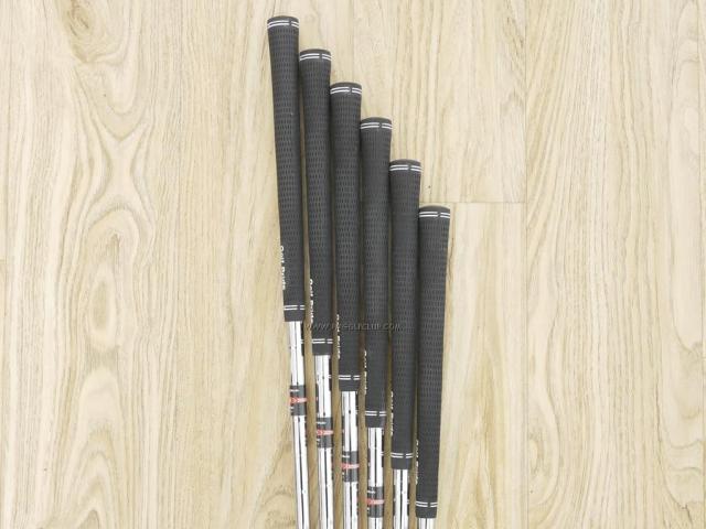 Iron set : Taylormade : ชุดเหล็ก Taylormade R7 CGB Max (ใบใหญ่ ตีง่าย) มีเหล็ก 5-Pw (6 ชิ้น) ก้านเหล็ก NS Pro 950 Flex R
