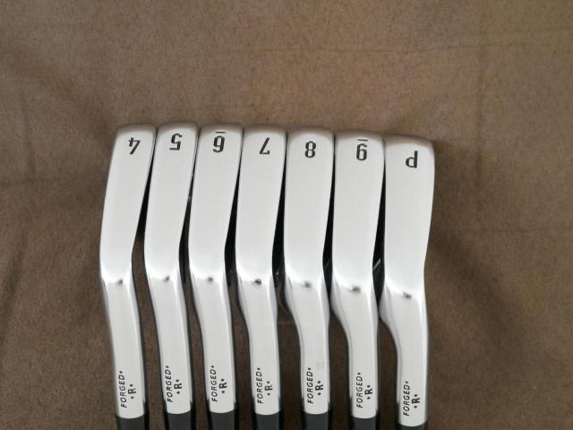 Iron set : Callaway : ชุดเหล็ก Callaway RAZR X Forged มีเหล็ก 4-Pw (7 ชิ้น) ก้านเหล็ก Dynamic Gold S300