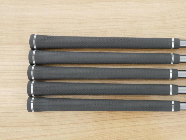 Lady club : All : ชุดเหล็ก Titleist T350 Forged (รุ่นใหม่ล่าสุด ออกปี 2025) มีเหล็ก 7-Pw,48 (5 ชิ้น) ก้านกราไฟต์ Mitsubishi MMT 55 Flex R3 (Lady)