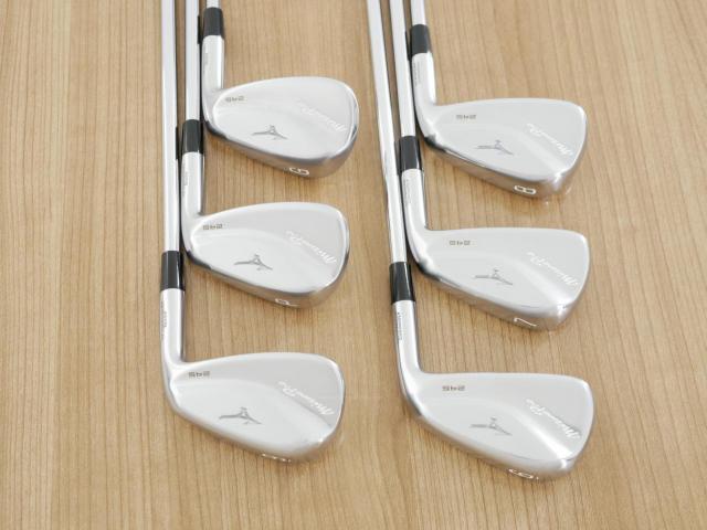 Iron set : Mizuno : ชุดเหล็ก Mizuno Pro 245 Forged (ปี 2024 นุ่ม แน่น ระยะดี) มีเหล็ก 6-Pw,Gw (6 ชิ้น) ก้านเหล็ก Dynamic Gold 85 R300