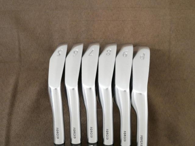 Iron set : Miura : ชุดเหล็ก Miura KM-700 Forged (ปี 2023 คม นุ่ม แน่นมากๆๆ) มีเหล็ก 5-Pw (6 ชิ้น) ก้านเหล็ก Dynamic Gold MID Tour Issue 95 S200