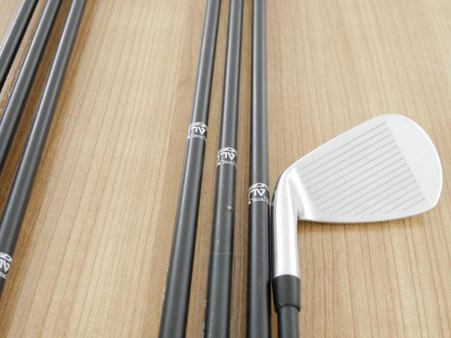 Iron set : Titleist : ชุดเหล็ก Titleist T200 Forged (รุ่นปี 2022 Japan Spec) มีเหล็ก 5-Pw,48 (7 ชิ้น) ก้านกราไฟต์ Aldila NV 55 Flex R
