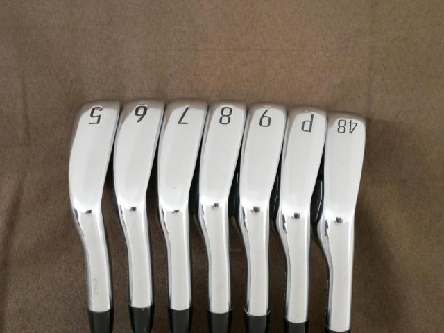 Iron set : Titleist : ชุดเหล็ก Titleist T200 Forged (รุ่นปี 2022 Japan Spec) มีเหล็ก 5-Pw,48 (7 ชิ้น) ก้านกราไฟต์ Aldila NV 55 Flex R