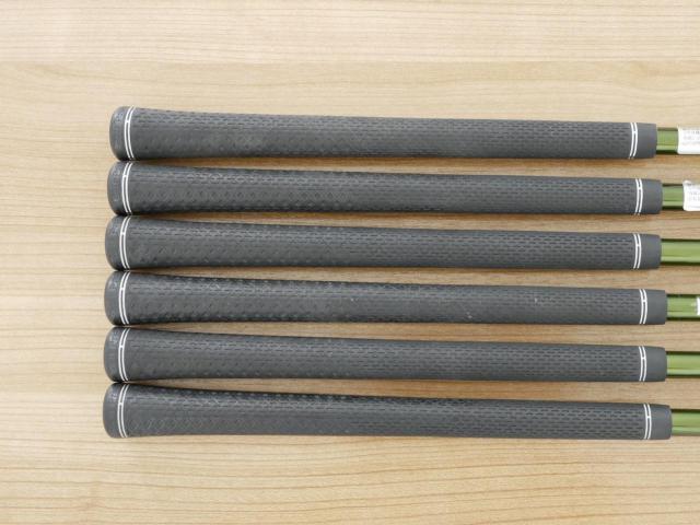 Iron set : Other Brand : ชุดเหล็ก The Roots Kei (ตีง่าย ไกลมากๆ หน้าบางเพียง 1.7 มิล เด้งมาก) มีเหล็ก 5-Pw (6 ชิ้น) ก้านกราไฟต์ Flex SR