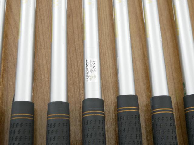 Iron set : Katana : ชุดเหล็ก Katana Voltio IV G Series II (ปี 2018) มีเหล็ก 5-Pw,Aw,Sw (8 ชิ้น) ก้านกราไฟต์ Fujikura Speeder 550 Flex R