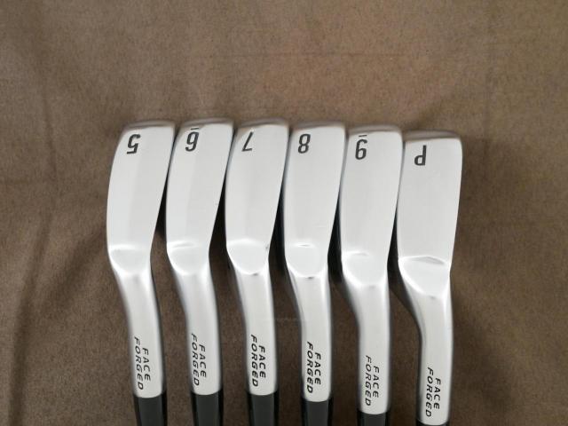 Iron set : Other Brand : ชุดเหล็ก Srixon ZX4 MK II (รุ่นปี 2023 ตีง่าย ไกล) มีเหล็ก 5-Pw (6 ชิ้น) ก้านกราไฟต์ Mitsubishi Diamana ZX-II 60 Flex S