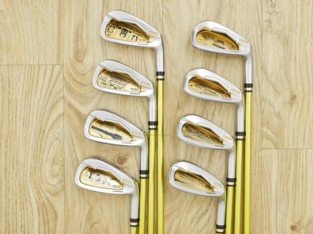 Iron set : Honma : **ก้าน 3 ดาว Limited** ชุดเหล็ก Honma Beres IS-03 Art Series (หน้าเด้ง Forged) มีเหล็ก 5-11,Aw (8 ชิ้น เทียบเท่า 4-Pw,Aw) ก้าน ARMRQ 8 (49) Flex R (3 ดาว)