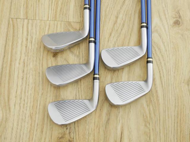 Iron set : Honma : ชุดเหล็ก Honma Beres IS-03 (ปี 2015 หน้าเด้ง Forged) มีเหล็ก 6-10 (5 ชิ้น) ก้าน ARMRQ 8 (54) Flex R (2 ดาว)