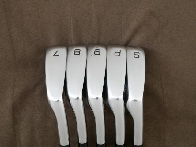 Lady club : All : ชุดเหล็ก Mizuno JPX 825 มีเหล็ก 7-Pw,Sw (5 ชิ้น) ก้านกราไฟต์ Flex L