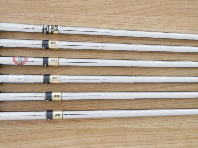 Iron set : Taylormade : ชุดเหล็ก Taylormade M5 (ออกปี 2019 Japan Spec) มีเหล็ก 5-Pw (6 ชิ้น) ก้านเหล็ก Dynamic Gold S200
