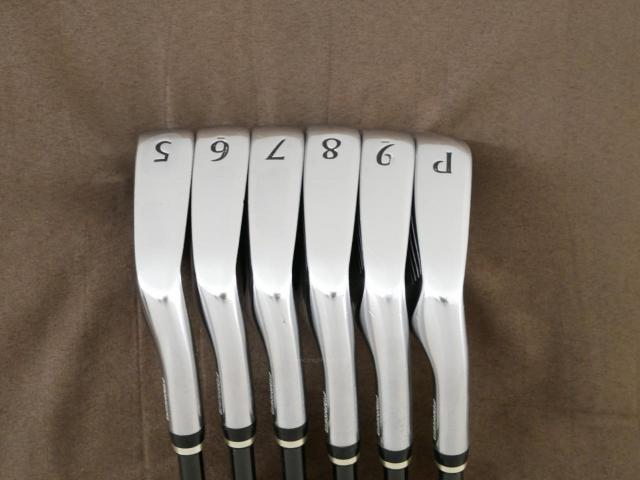 Iron set : Titleist : ชุดเหล็ก Titleist VG3 Forged (Japan Spec.) มีเหล็ก 5-Pw (6 ชิ้น) ก้านกราไฟต์ Fujikura MOTORE 6.0i Flex S