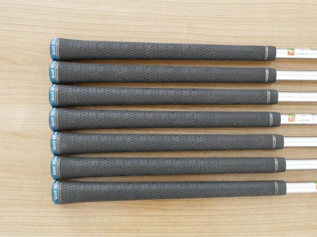 Iron set : Callaway : ชุดเหล็ก Callaway Rogue Star CF18 (ออกปี 2018 ตีง่าย ไกลมากๆ) มีเหล็ก 5-Pw,Sw (7 ชิ้น) ก้านเหล็ก NS Pro ZELOS 7 Flex S
