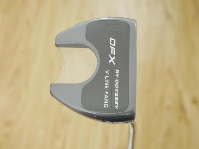 Putter : All : **ของใหม่ ยังไม่แกะพลาสติก** พัตเตอร์ Odyssey DFX V-Line Fang (รุ่นปี 2025) ยาว 33 นิ้ว