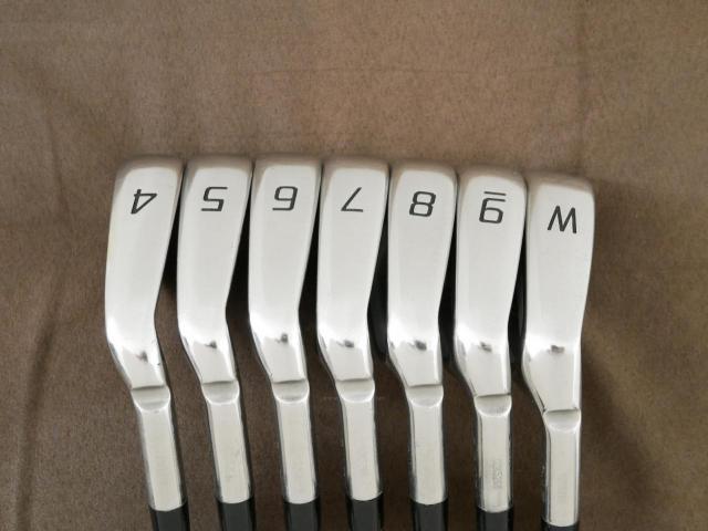 Iron set : Ping : ชุดเหล็ก Ping i Series (ออกปี 2016) มีเหล็ก 4-Pw (7 ชิ้น) ก้านเหล็ก NS Pro Modus 105 Flex S
