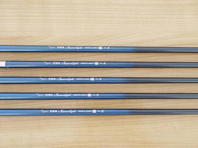 Iron set : Other Brand : ชุดเหล็ก ENA Super Light (หน้าเด้ง เบามาก อ่อน เหมาะกับซีเนียร์) มีเหล็ก 7-Pw,Aw (5 ชิ้น) ก้านกราไฟต์ Flex R