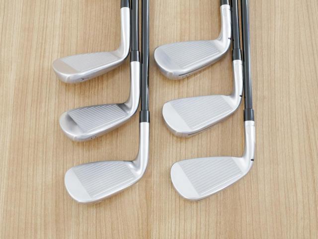 Iron set : Taylormade : ชุดเหล็ก Taylormade Qi (รุ่นล่าสุด ออกปี 2024 Japan Spec.) มีเหล็ก 6-Pw,Aw (6 ชิ้น) ก้านกราไฟต์ Fujikura VENTUS TR 6 Flex R