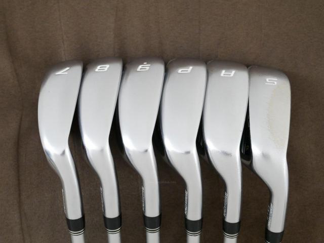 Lady club : All : ชุดเหล็ก Bridgestone J615 CL (ใบใหญ่ ตีง่ายมาก) มีเหล็ก 7-Pw,Aw,Sw (6 ชิ้น) ก้านกราไฟต์ Flex L
