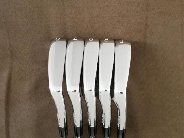 Iron set : Mizuno : ชุดเหล็ก Mizuno JPX S40 Forged (รุ่นล่าสุด ออกปี 2026) มีเหล็ก 6-Pw (5 ชิ้น) ก้านเหล็ก NS Pro Modus 105 Flex R