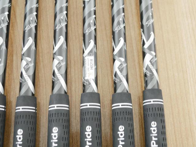 Iron set : Titleist : ชุดเหล็ก Titleist AP2 710 Forged มีเหล็ก 5-Pw (6 ชิ้น) ก้านกราไฟต์ Fujikura Motore Flex R