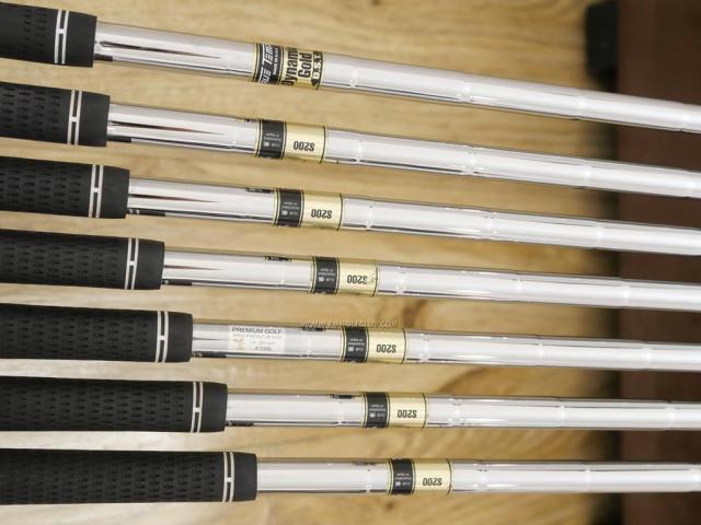 Iron set : Other Brand : ชุดเหล็ก Srixon Z765 Forged (ออกปี 2017) มีเหล็ก 4-Pw (7 ชิ้น) ก้านเหล็ก Dynamic Gold DST S200
