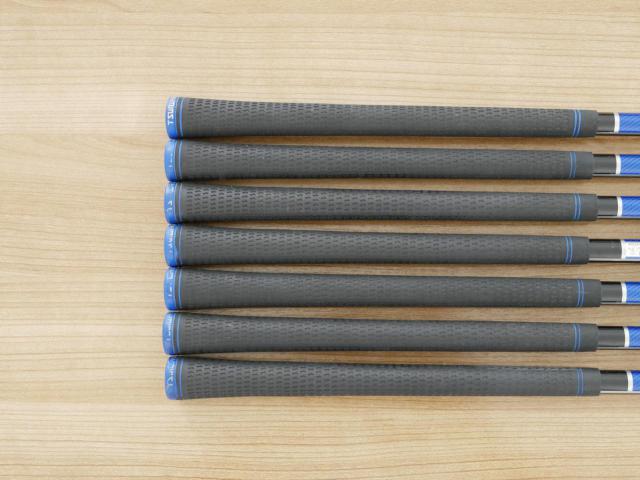 Iron set : Tsuruya : ชุดเหล็ก Tsuruya AXEL BL (ตีง่าย ไกล หน้าเด้ง) มีเหล็ก 5-Pw,Sw (7 ชิ้น) ก้านกราไฟต์ Flex R
