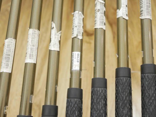 Iron set : Honma : **ก้าน 4 ดาว** ชุดเหล็ก Honma LB-708 มีเหล็ก 3-11,Sw (10 ชิ้น) ก้านกราไฟต์ Flex R (4 ดาว)