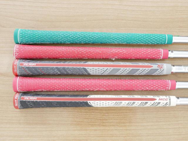 Iron set : Callaway : ชุดเหล็ก Callaway Steelhead XR (ปี 2017 ง่าย ไกล) มีเหล็ก 6-Pw (5 ชิ้น) ก้านเหล็ก NS Pro Zelos 8 Flex R