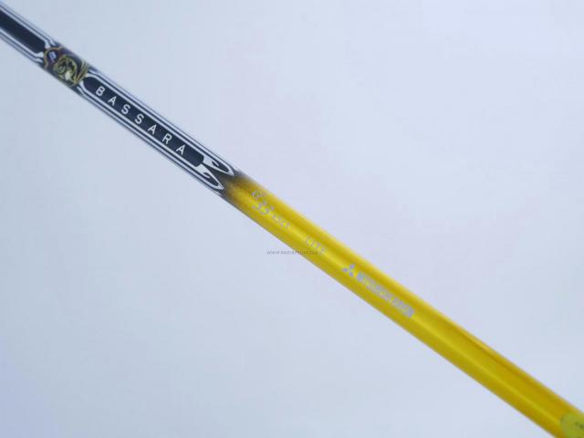 Driver : Kamuiworks : Kamuiworks KM-300 Gold (ปี 2018 หน้าเด้งเกินกฏ มีสปริงข้างใน) Loft 11.5 ก้าน Mitsubishi Bassara GG33 Flex Lite (R2)