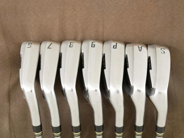 Iron set : Other Brand : ชุดเหล็ก Ryoma DSI (ตีง่ายมาก ไกลมากๆ หายากสุดๆ) มีเหล็ก 6-Pw,Aw,Sw (7 ชิ้น เหล็ก 6 ระยะเท่าเหล็ก 5 รุ่นอื่น) ก้านกราไฟต์ Tour AD Flex R