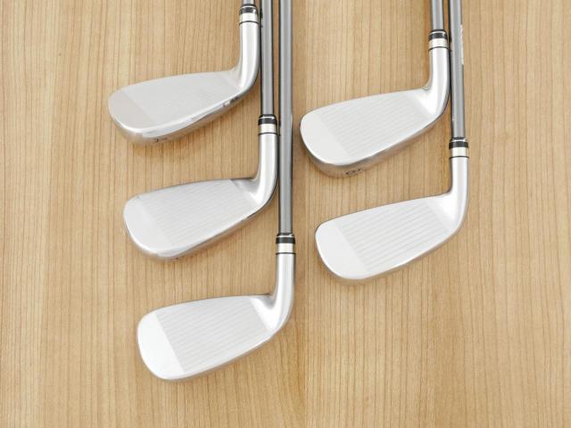 Iron set : PRGR : ชุดเหล็กกระเทย PRGR Super Egg Iron (รุ่นปี 2023 ตัวท๊อปสุด หน้าเด้งเกินกฏ ใช้แข่งไม่ได้ ตีไกลมากๆ) มีเหล็ก 7-Pw,Aw (5 ชิ้น) ก้านกราไฟต์ Flex R (M-37)