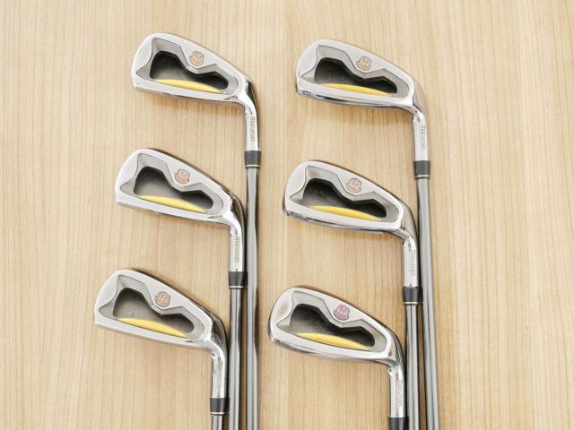 Iron set : Maruman : ชุดเหล็ก Maruman Majesty มีเหล็ก 5-Pw (6 ชิ้น) ก้านกราไฟต์ Flex R