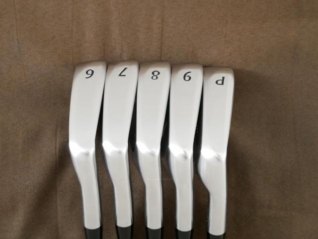 Iron set : Other Brand : ชุดเหล็ก Fujimoto FG-101CB Forged (นุ่ม แน่นมากๆๆ หายาก High End สุดๆ) มีเหล็ก 6-Pw (5 ชิ้น) ก้านกราไฟต์ Fujikura MCI 60 Flex R