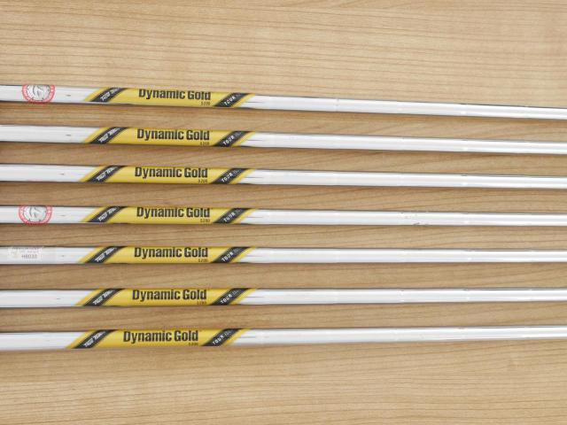 Iron set : Taylormade : ชุดเหล็ก Taylormade P750 Forged (คม นุ่ม แน่น) มีเหล็ก 4-Pw (7 ชิ้น) ก้านเหล็ก Dynamic Gold S200