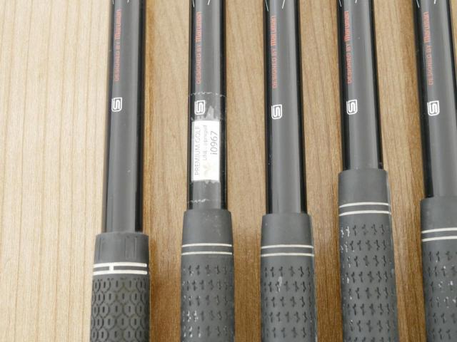 Iron set : Maruman : ชุดเหล็กกระเทย Maruman Shuttle i3000x มีเหล็ก 7-10,Pw,Aw (6 ชิ้น เทียบเท่า 6-Pw,Sw) ก้านกราไฟต์ Flex R 