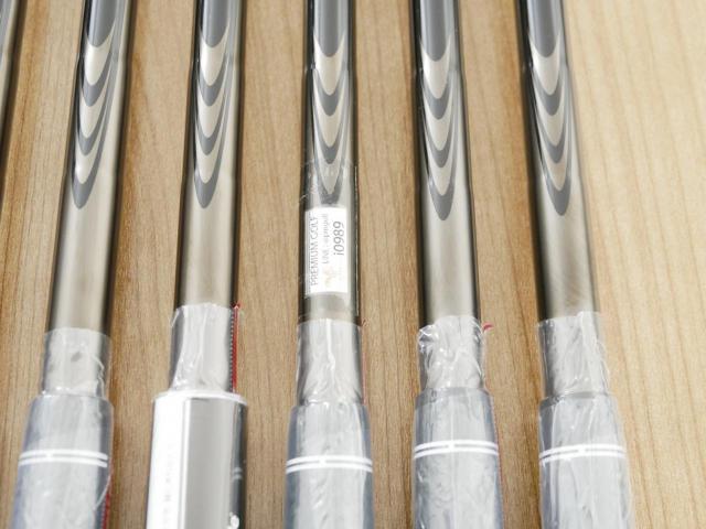 Iron set : Taylormade : **ของใหม่ ยังไม่แกะพลาสติก** ชุดเหล็ก Taylormade P7CB Forged Designer Series (หายาก ซีรี่ย์ท้อปสุด ล่าสุด ปี 2025) มีเหล็ก 5-Pw (6 ชิ้น) ก้านเหล็ก NS Pro Modus 120 Flex S