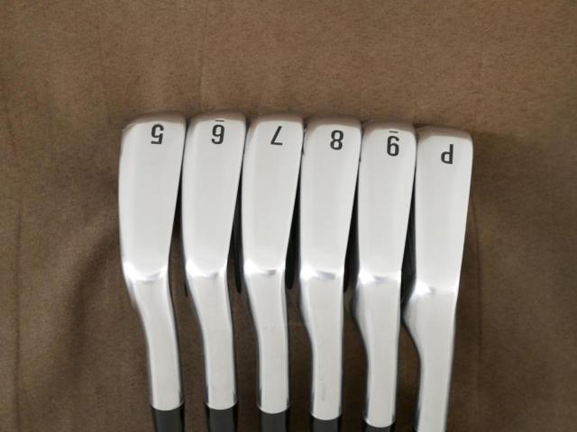 Iron set : Callaway : ชุดเหล็ก Callaway X Forged MAX (รุ่นล่าสุด ออกปี 2025) มีเหล็ก 5-Pw (6 ชิ้น) ก้านเหล็ก NS Pro Modus 105 Flex S