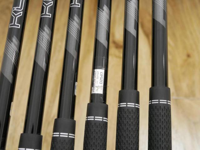 Iron set : Titleist : ชุดเหล็ก Titleist T200 (รุ่นปี 2020) มีเหล็ก 5-Pw (6 ชิ้น) ก้านกราไฟต์ Mitsubishi KUROKAGE 60i Flex R